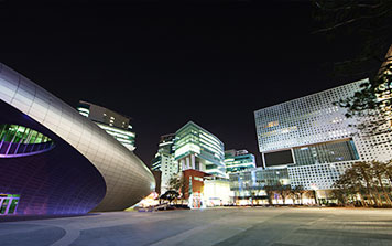 서울 산업거점 활성화 이미지